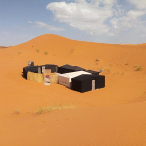  Sahara camel tours camp  Мерзуга